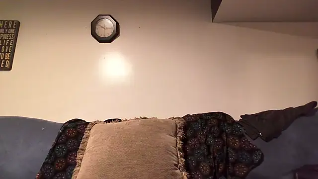 samone9 online show from October 16, 2025, 2:01 am