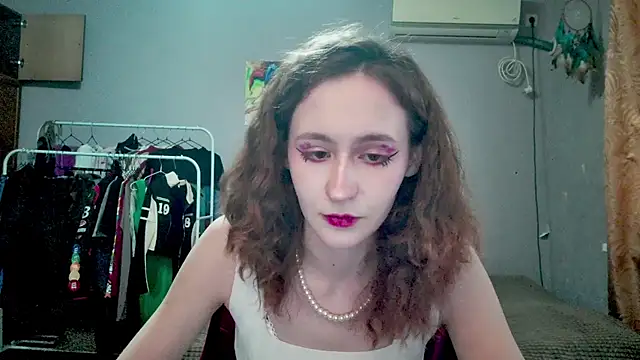 JoannaTompson online show from September 18, 2025, 3:08 am