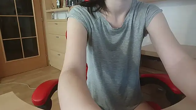 Snapshot of Veronique_Valentine chatting on October 24, 2025, 10:11 am Veronique Valentine online show from October 24, 2025, 10:11 am