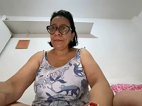 sweeviolet online show from May 29, 2026, 6:44 am