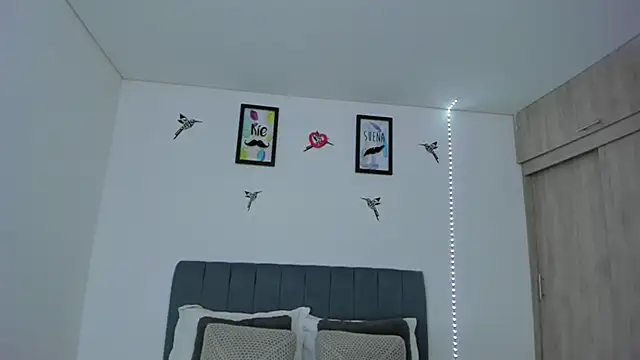 im sarah34 online show from February 9, 2026, 9:41 pm