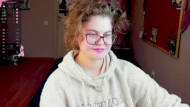 Sashy Way online show from December 15, 2024, 11:20 pm