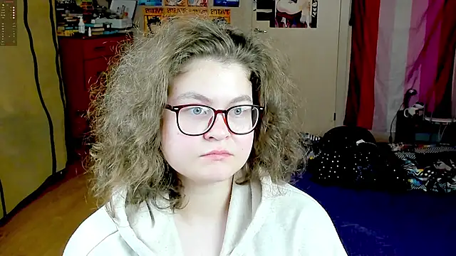 Sashy Way online show from October 23, 2025, 9:24 pm