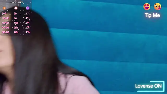 EvaRaynes online show from January 22, 2025, 4:44 am