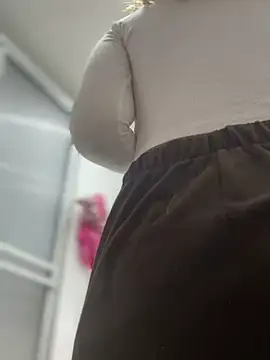 Mila Morgan online show from January 10, 2025, 7:11 pm