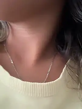 Mila Morgan online show from January 28, 2025, 8:36 pm