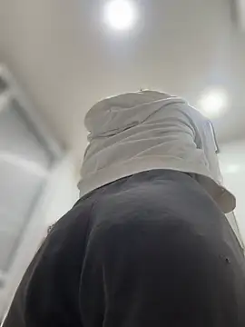 Mila Morgan online show from March 20, 2025, 5:25 pm