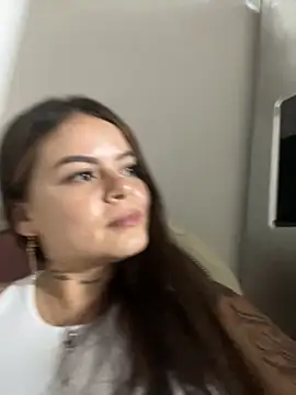 ivanna rivera online show from October 12, 2025, 12:42 am