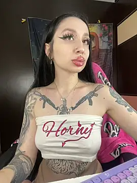 Molly  Moon online show from January 16, 2026, 5:22 am