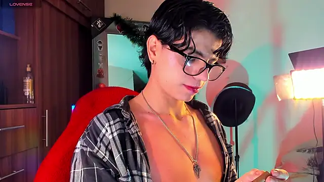 marckalexis online show from February 14, 2026, 12:51 am