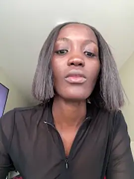 Fanclubbbbb online show from December 18, 2025, 7:25 am