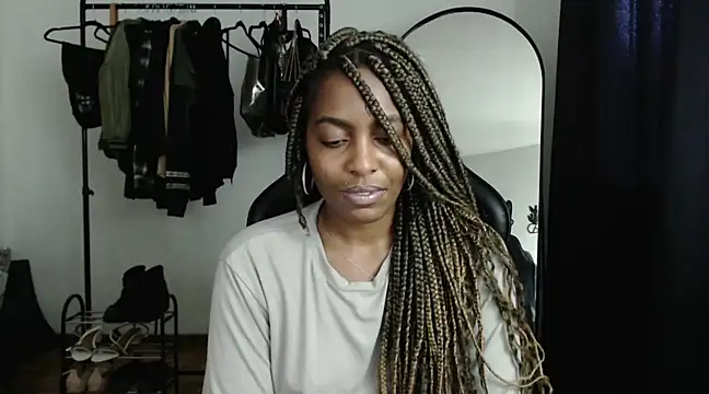 marisilva br online show from January 16, 2025, 8:14 pm