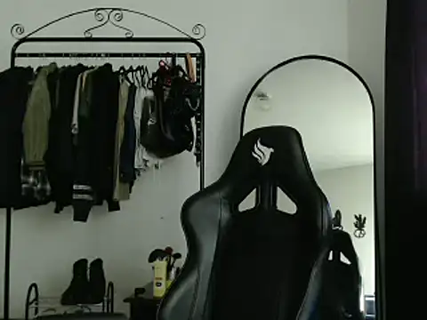 marisilva br online show from January 21, 2025, 1:11 pm