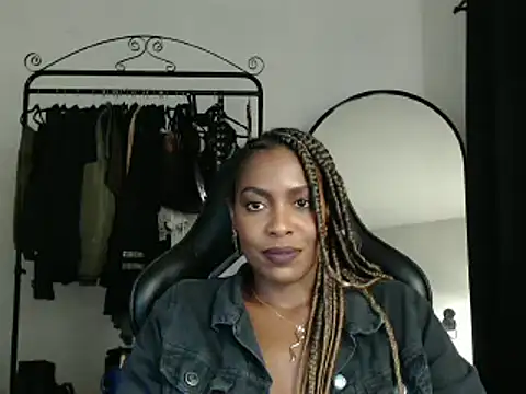 marisilva br online show from March 8, 2025, 12:11 am