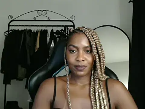 marisilva br online show from March 18, 2025, 11:31 pm