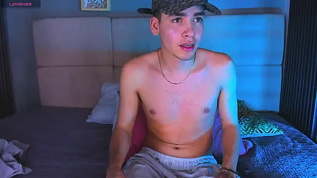 Mike 0233  online show from February 18, 2025, 8:16 am