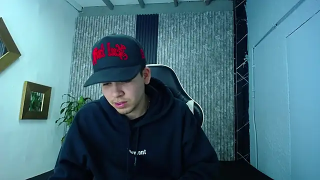 Mike 0233  online show from February 22, 2026, 4:57 am