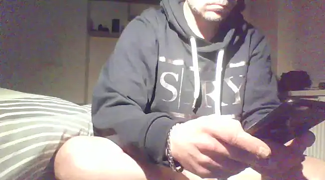 Franc113 online show from March 17, 2025, 10:06 pm