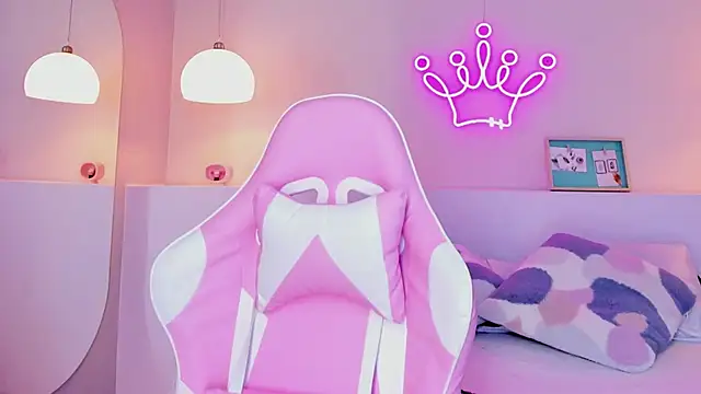 violeth hill online show from January 31, 2025, 8:01 pm