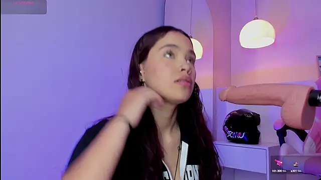 violeth hill online show from March 12, 2025, 7:49 pm