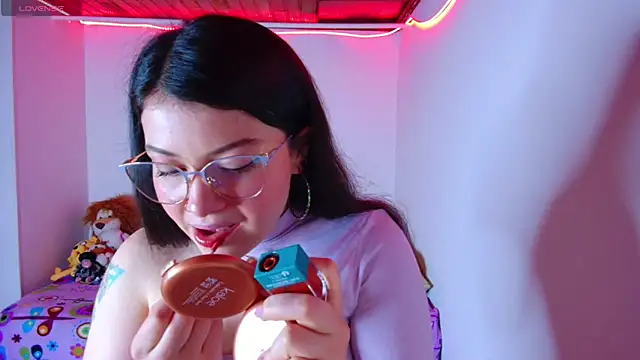 juli05star20 online show from December 2, 2025, 3:23 am