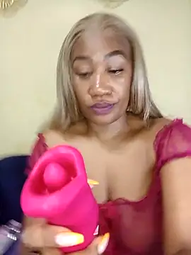 Snapshot of Puneee_Lucee chatting on March 7, 2025, 10:21 pm Puneee Lucee online show from March 7, 2025, 10:21 pm