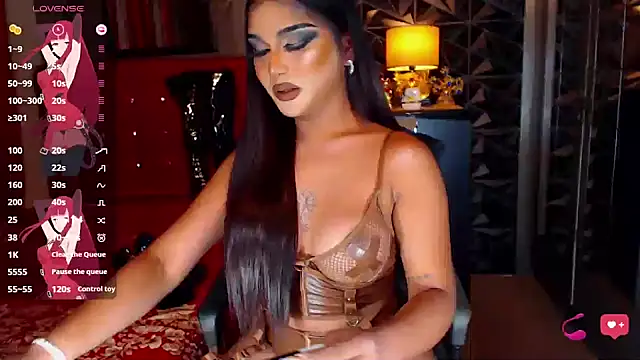 Snapshot of NatalyaFox chatting on January 3, 2025, 7:38 am NatalyaFox online show from January 3, 2025, 7:38 am