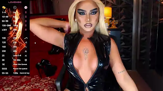 Snapshot of NatalyaFox chatting on February 3, 2025, 7:40 am NatalyaFox online show from February 3, 2025, 7:40 am