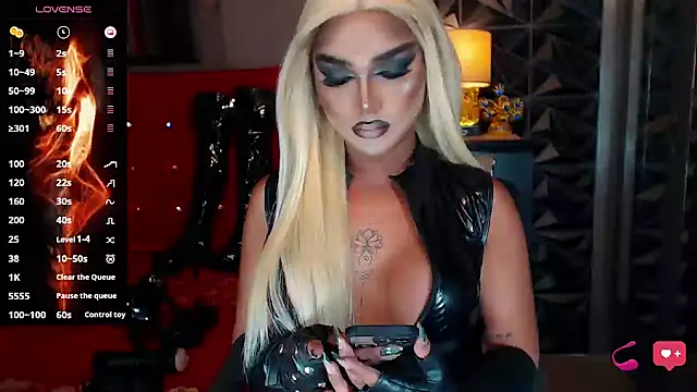 Snapshot of NatalyaFox chatting on March 15, 2025, 7:31 am NatalyaFox online show from March 15, 2025, 7:31 am