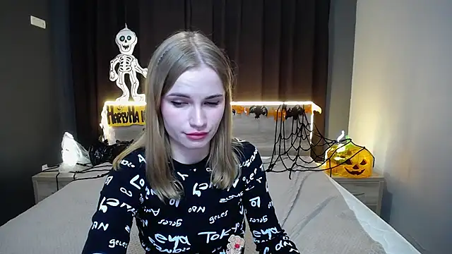 MargaritaKiss online show from October 22, 2025, 6:51 pm