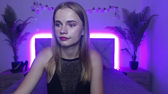 MargaritaKiss online show from July 5, 2026, 6:20 am