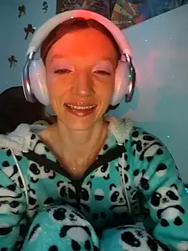Lucy cole online show from December 29, 2024, 9:06 am