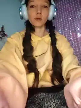 Lucy cole online show from January 22, 2025, 7:14 am