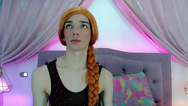 SexyJuliii21 online show from December 5, 2024, 2:31 am