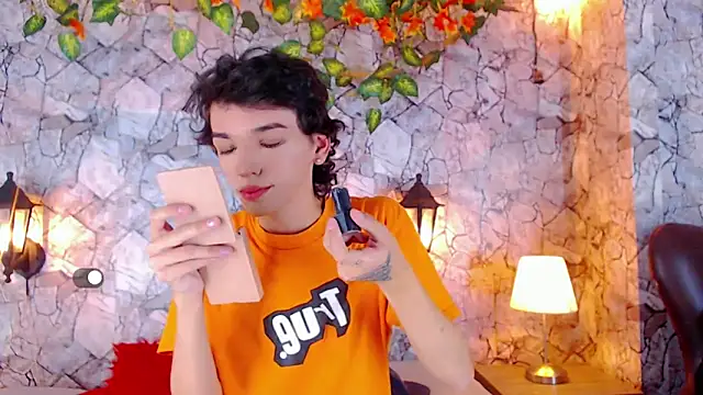 SexyJuliii21 online show from January 17, 2025, 8:11 pm