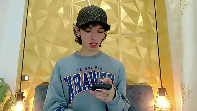 SexyJuliii21 online show from March 7, 2025, 9:51 am