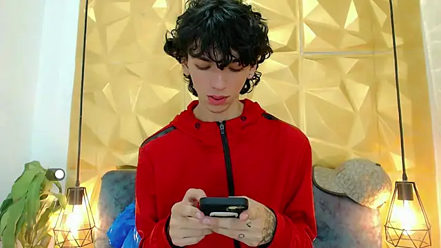 SexyJuliii21 online show from March 9, 2025, 12:21 am