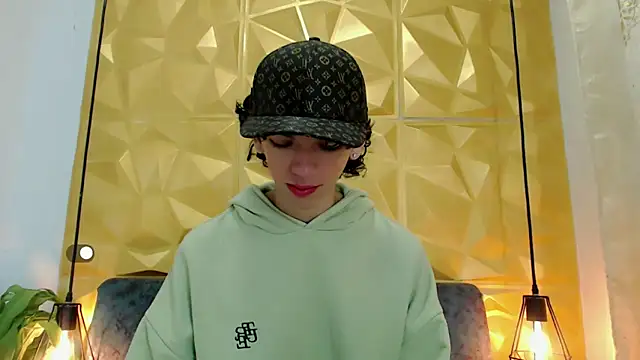 SexyJuliii21 online show from March 12, 2025, 10:48 am