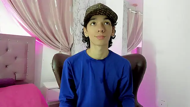 SexyJuliii21 online show from March 15, 2025, 3:29 am