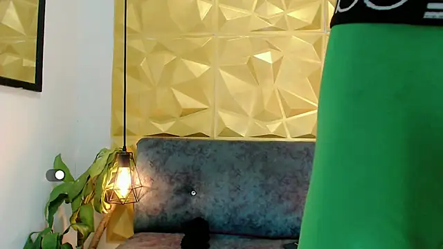 SexyJuliii21 online show from March 20, 2025, 11:38 am