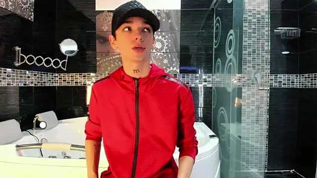 SexyJuliii21 online show from October 3, 2025, 9:23 pm