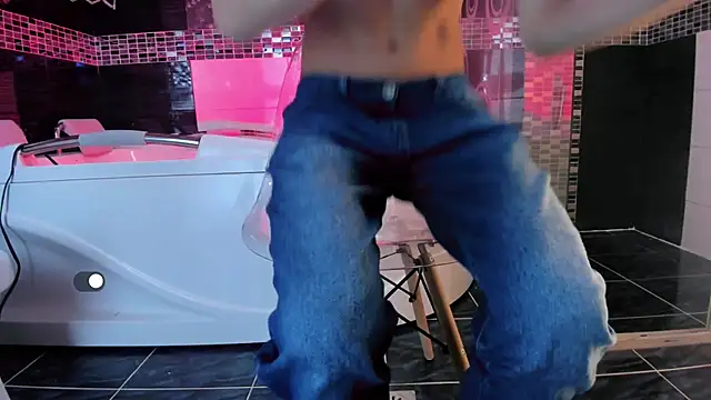 SexyJuliii21 online show from October 8, 2025, 9:45 pm