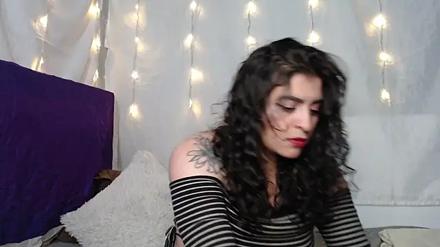 Marci owo online show from December 17, 2024, 6:31 pm