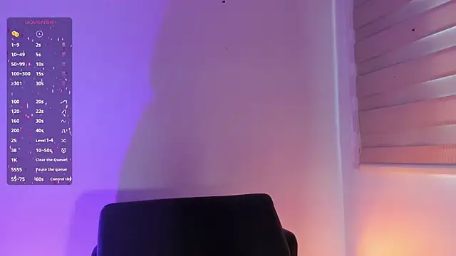 thaliacollins online show from January 23, 2025, 2:07 pm