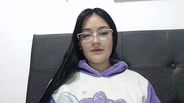 Snapshot of Alisha_99 chatting on October 12, 2025, 11:59 pm Alisha 99 online show from October 12, 2025, 11:59 pm