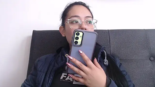 Snapshot of Alisha_99 chatting on October 22, 2025, 1:22 pm Alisha 99 online show from October 22, 2025, 1:22 pm