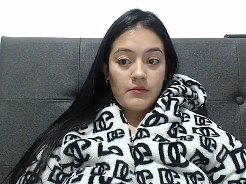 Snapshot of Alisha_99 chatting on June 19, 2026, 1:10 am Alisha 99 online show from June 19, 2026, 1:10 am