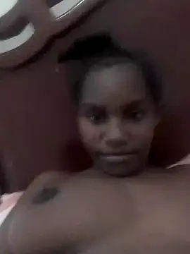 Ebonyyprincess online show from November 12, 2025, 7:13 pm