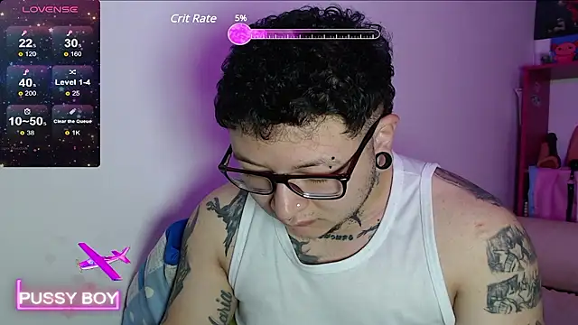 Snapshot of princeFtm chatting on December 7, 2024, 4:36 pm princeFtm online show from December 7, 2024, 4:36 pm