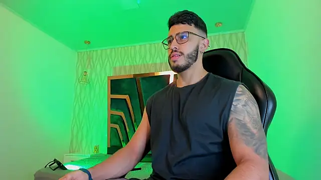 Liam Kleiin online show from November 26, 2025, 11:22 am